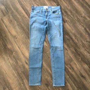 FRAME Denim Le Skinny de Jeanne 27
